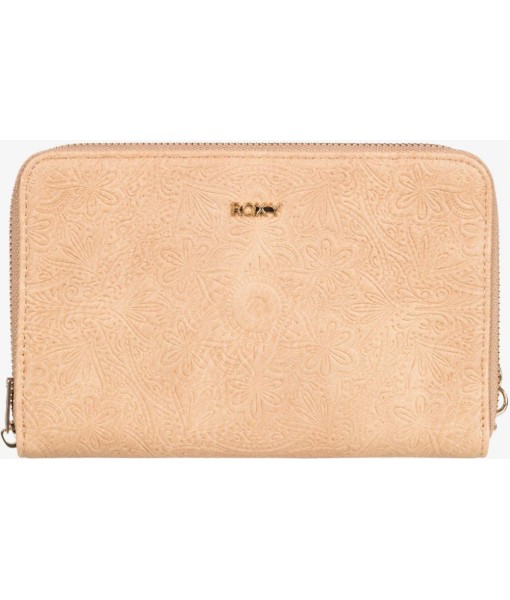 PENĚŽENKA ROXY BACK IN BROOKLYN PENĚŽENKA ROXY BACK IN BROOKLYN