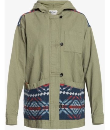 BUNDA ROXY CAUGHT INSIDE