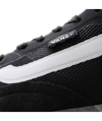 BOTY VANS Ave