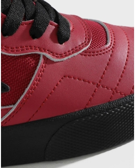 BOTY LAKAI Cambridge
