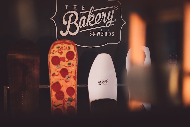 THE BAKERY Snowboards